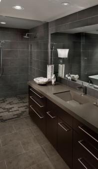 Reitman-08-Master-Bath